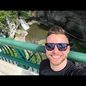 Meet your Posher, Nick